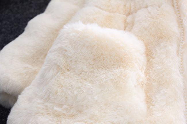 Fur Coat Image 14