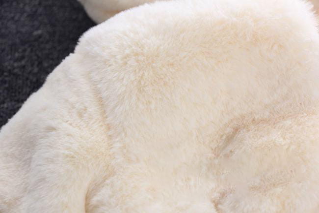 Fur Coat Image 16